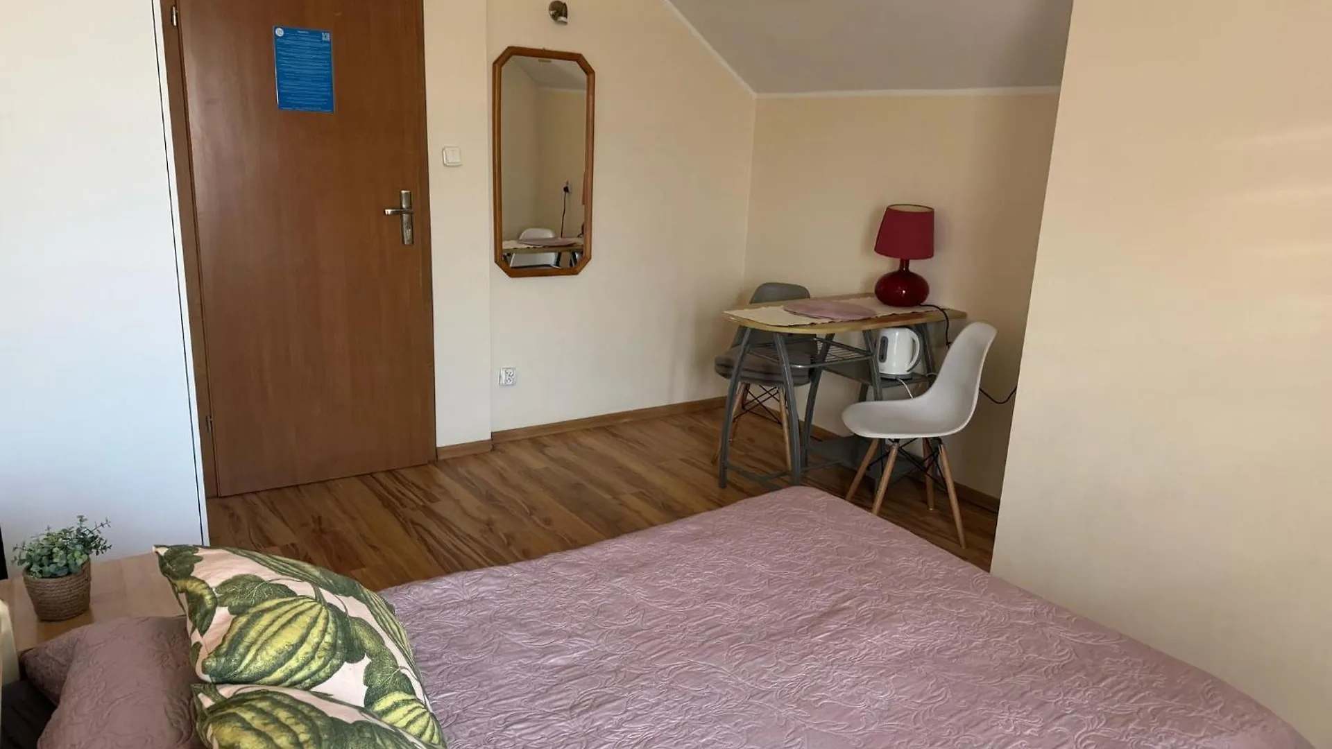 Pensjonat Stacja Sopot Pokoje Do Wynajecia